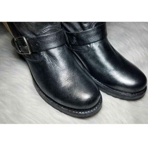 NWOB|Frye Veronica Short Metallic Boots, 6 - Picture 6 of 12